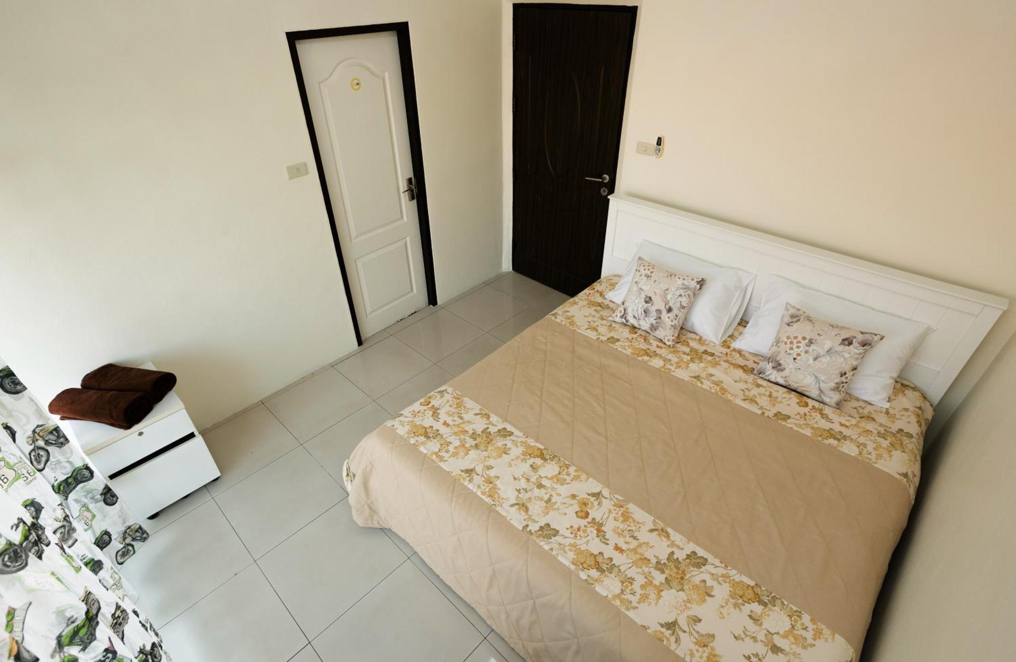 Tw Marina Pool Villa Pattaya Exterior photo